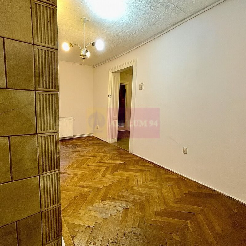 Casa in Ultracentralul Bucurestiului la pret mic (casa mica)