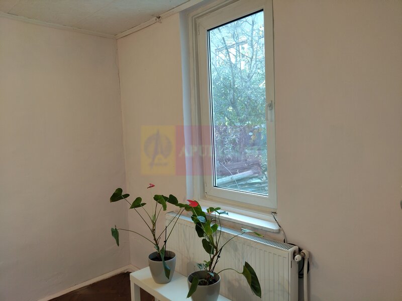 Casa in Ultracentralul Bucurestiului la pret mic (casa mica)